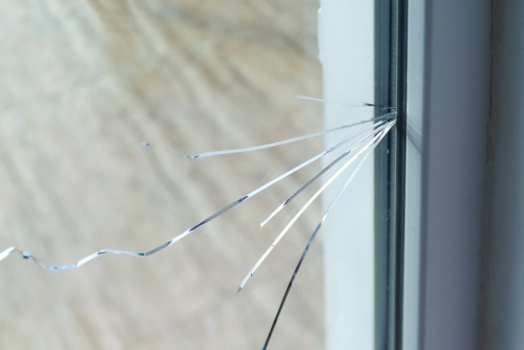 The Clear Signs It's Time for Window Glass Replacement 