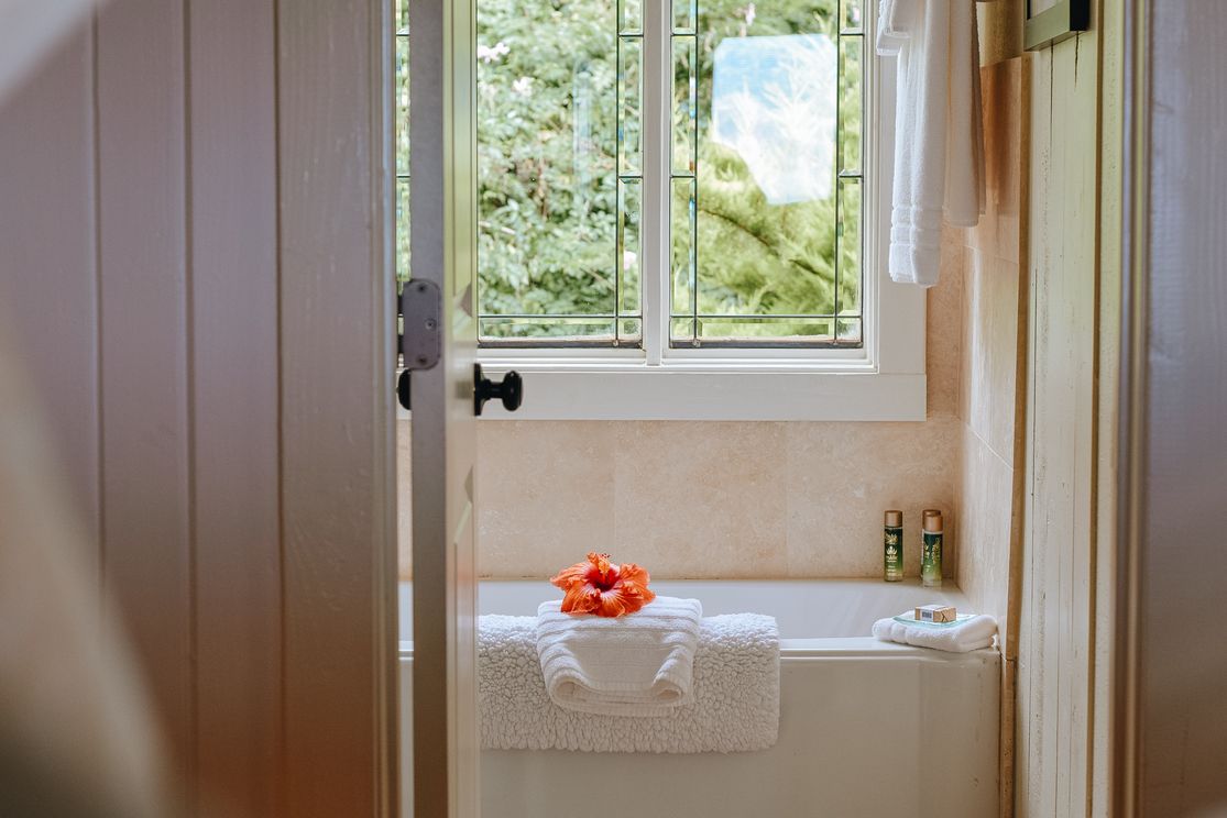 How to Fix Squeaky Windows and Doors - Window World of Dallas How to Fix Squeaky Windows and Doors - Window World of Dallas